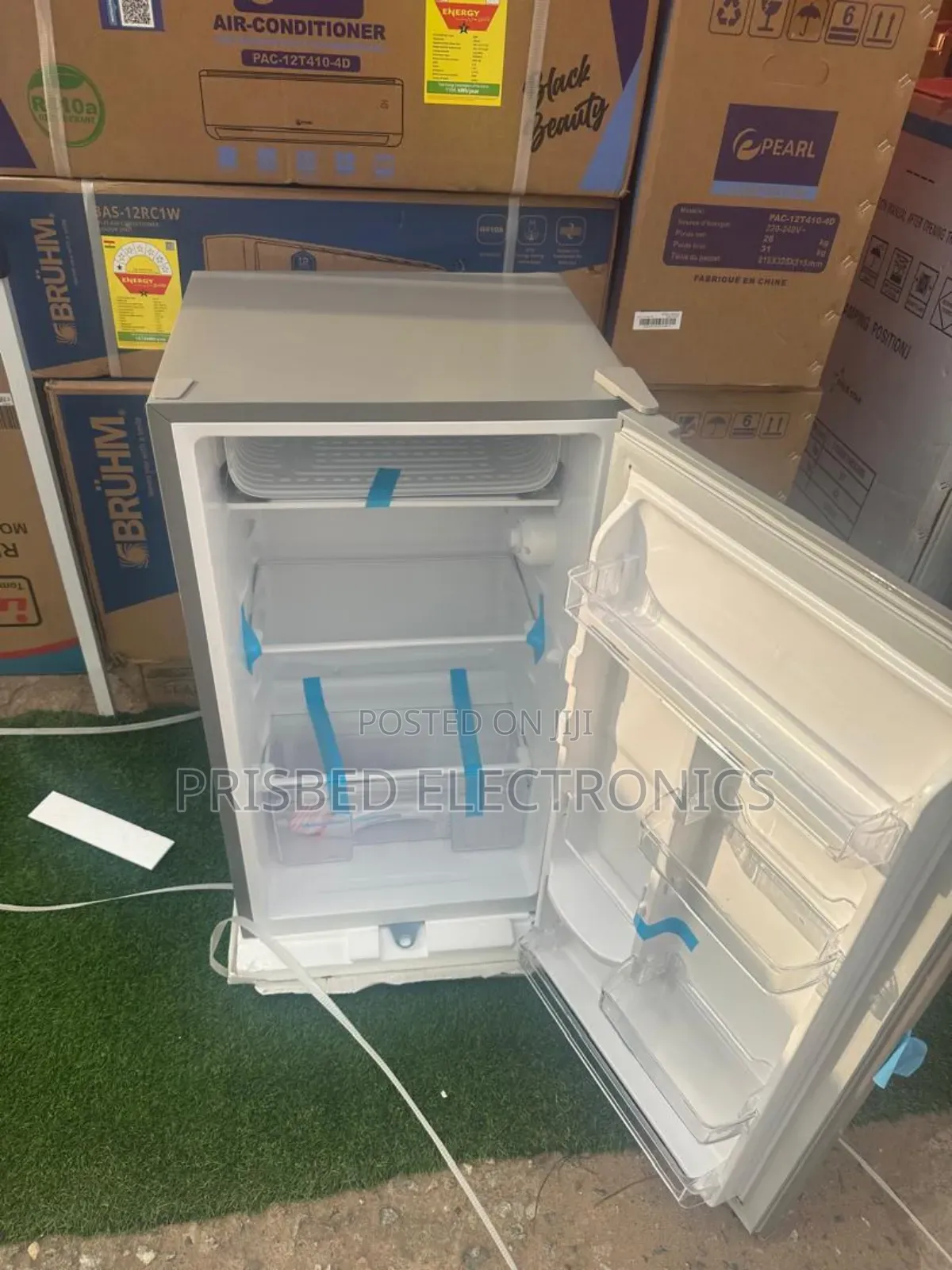 Innova Table Top Fridge 90 Litress