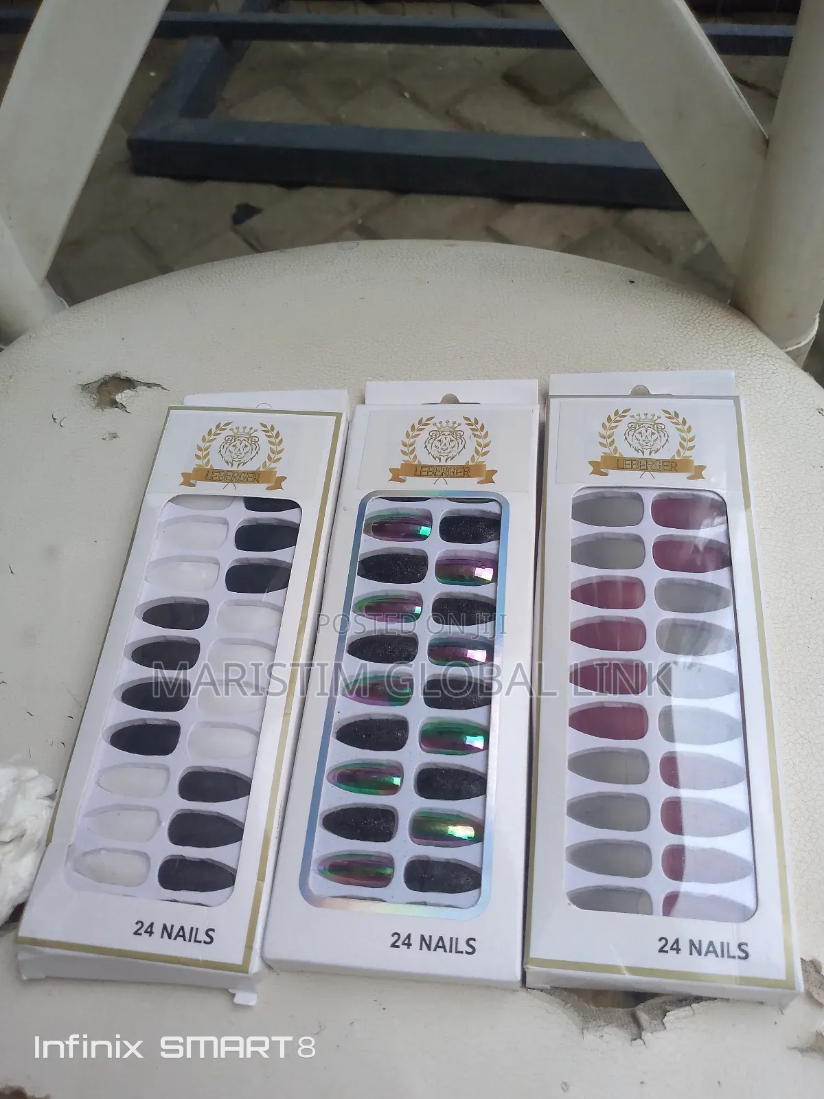 Leberger Press-on Finger Nails