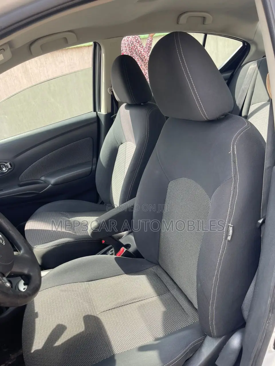 Nissan Versa 2014 Silver
