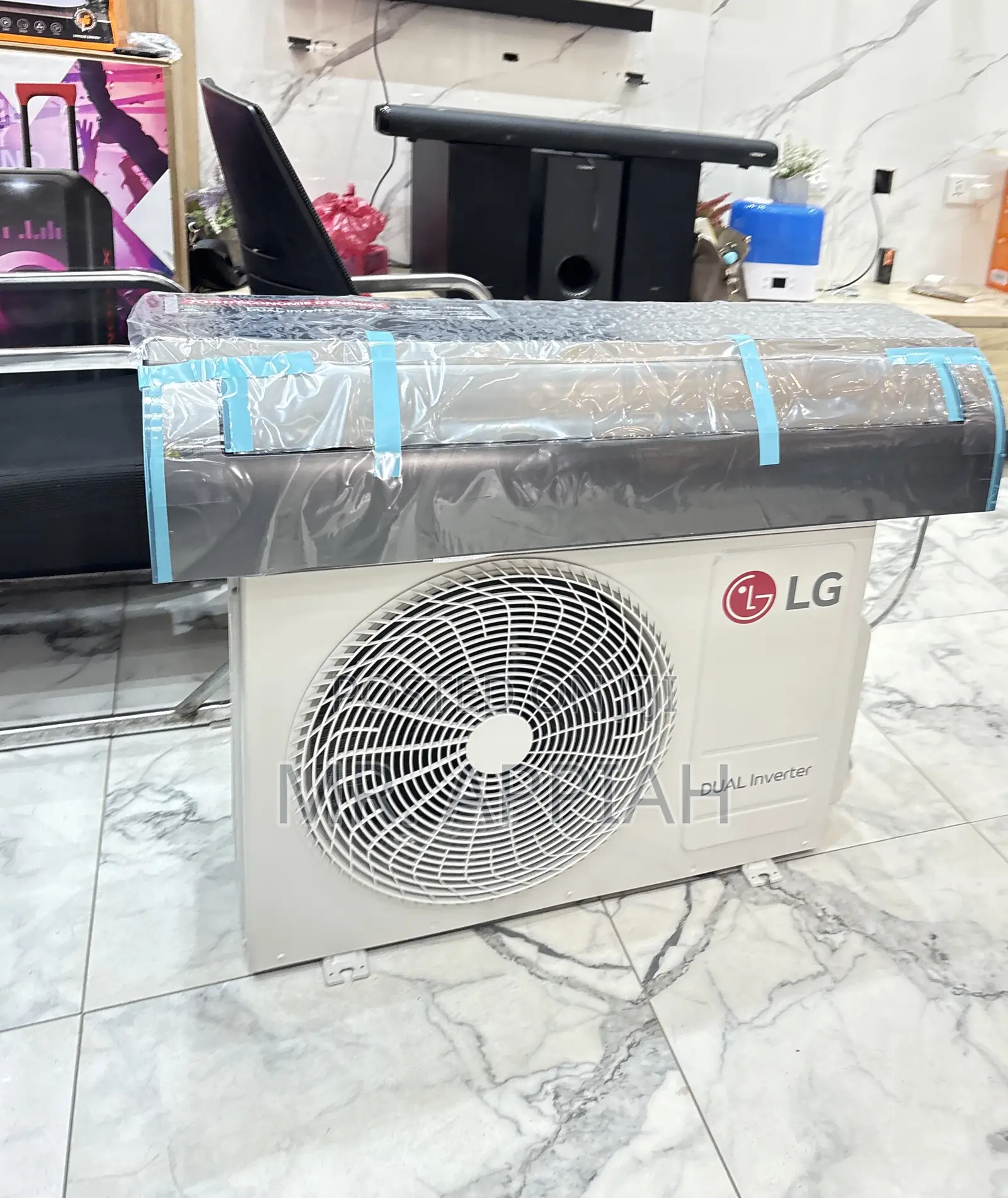 Fresh in Box Lg 2.5hp Split Air Conditioner(S4-Q24k2rtd)Dual Inverter