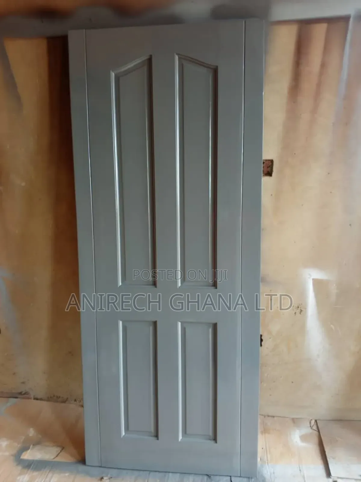 4 Panels Wooden Door