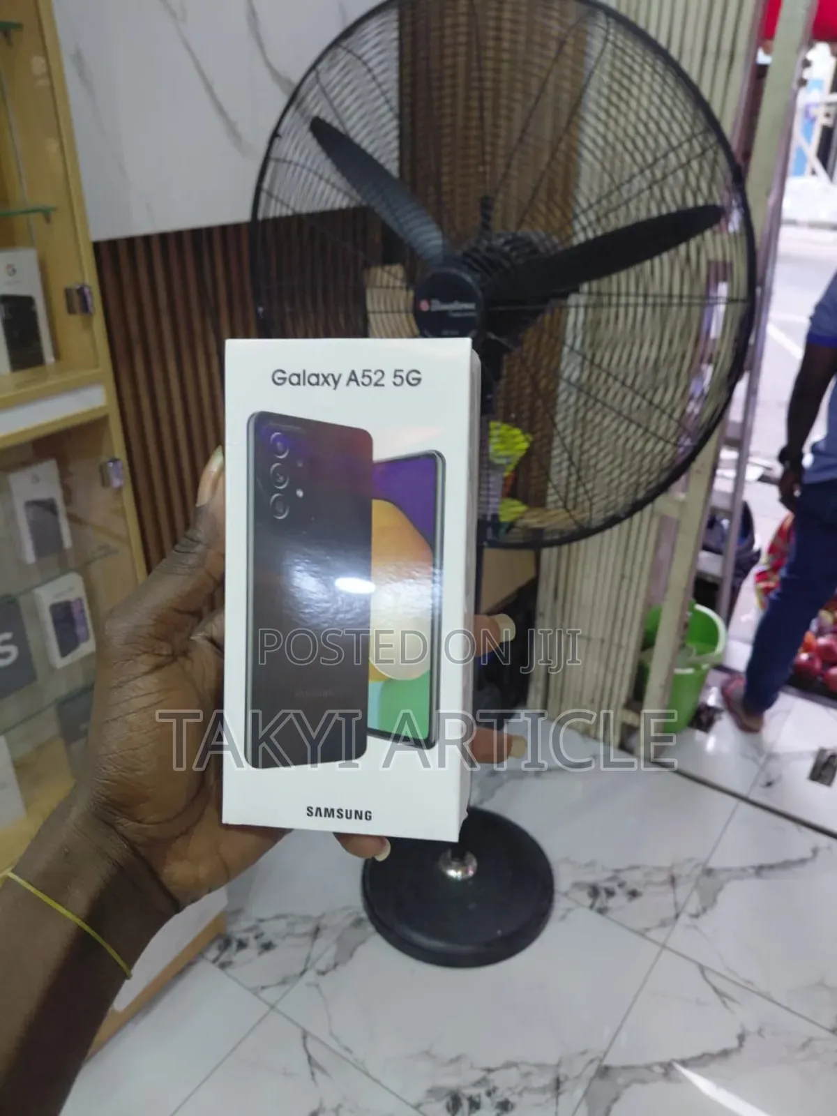 New Samsung Galaxy A52 5G 128 GB Black