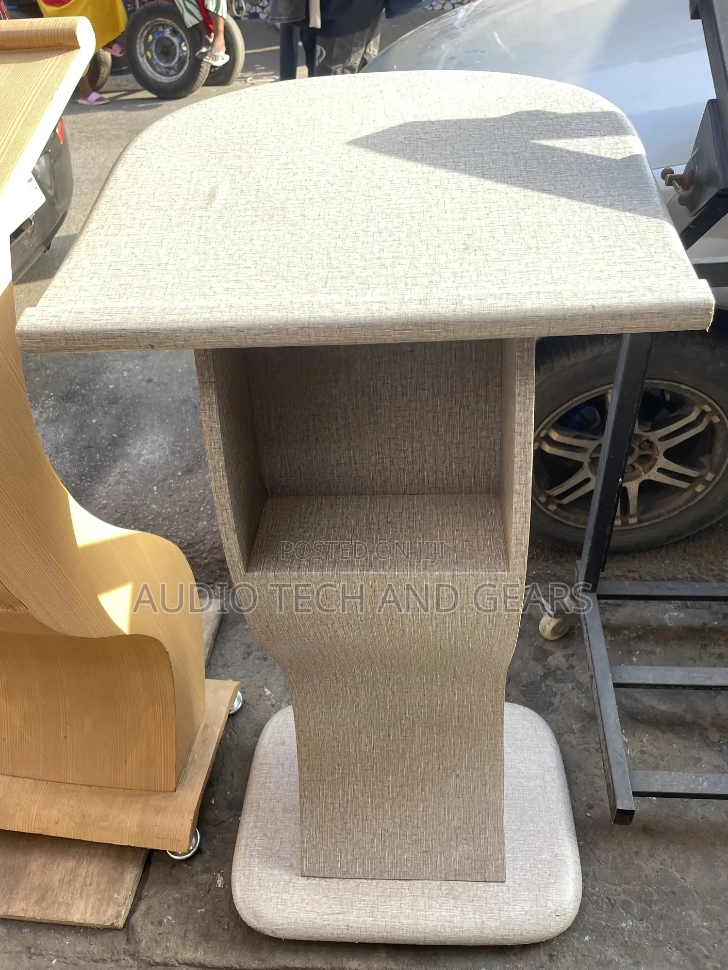Wooden Pulpit {Gray}