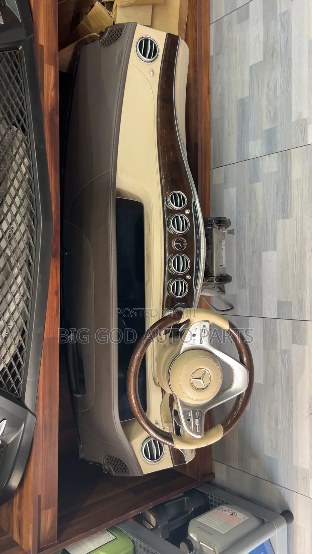 Mercedes Benz S550 Complete Dashboard