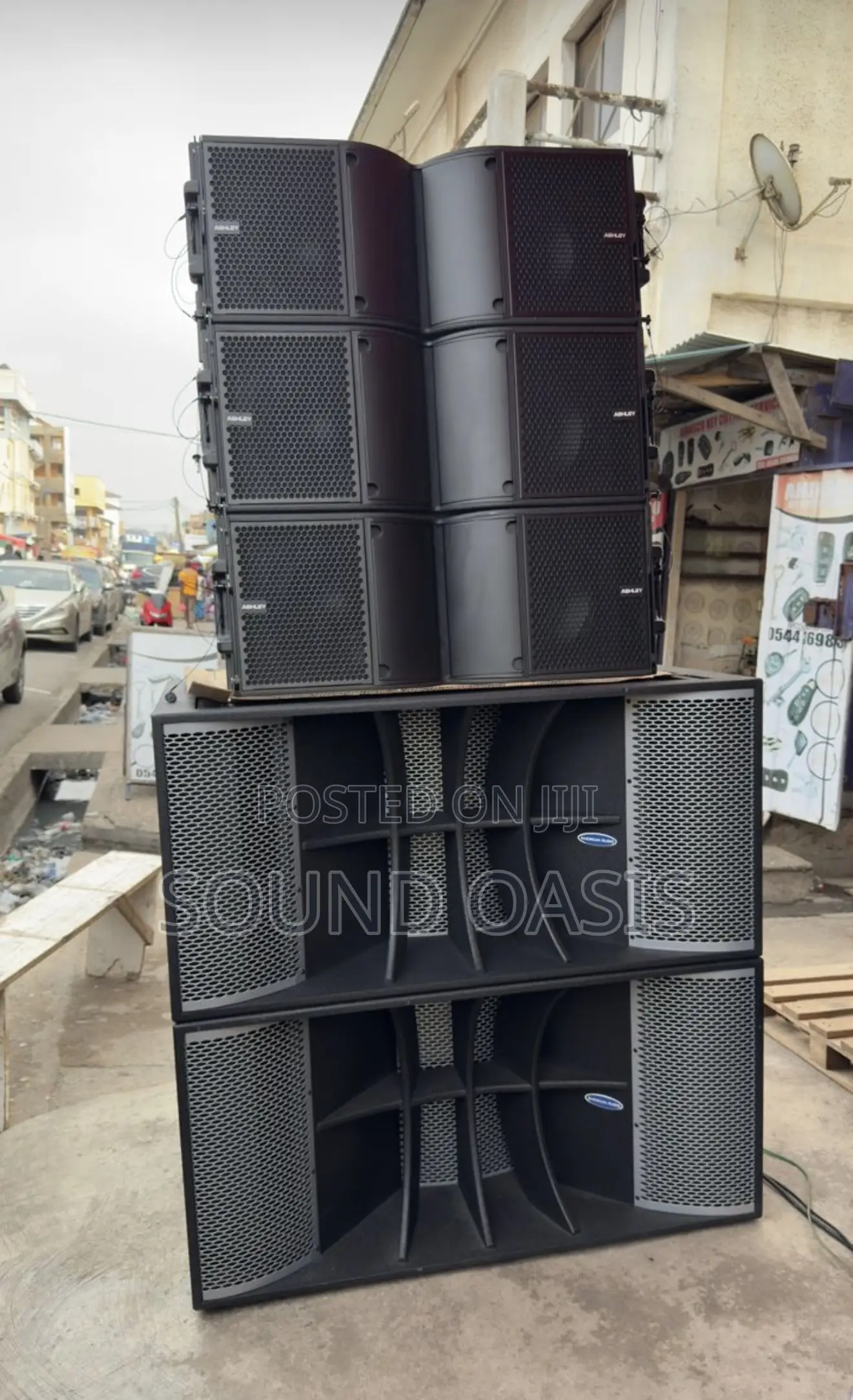 Three 10 Inches Ashley Line Arrays And A Pair Of American Audio Bass