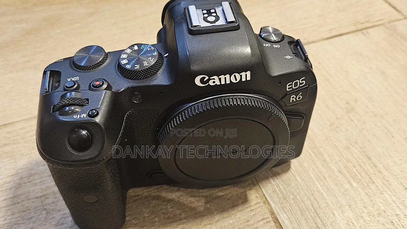 Canon R6 Camera Body With Battery and Charger