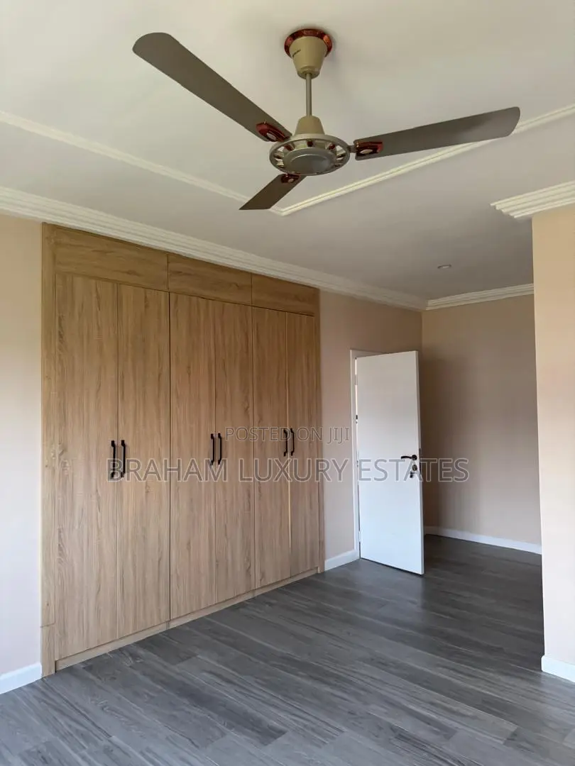 3bdrm Duplex in Braham Luxury, Tseaddo for rent