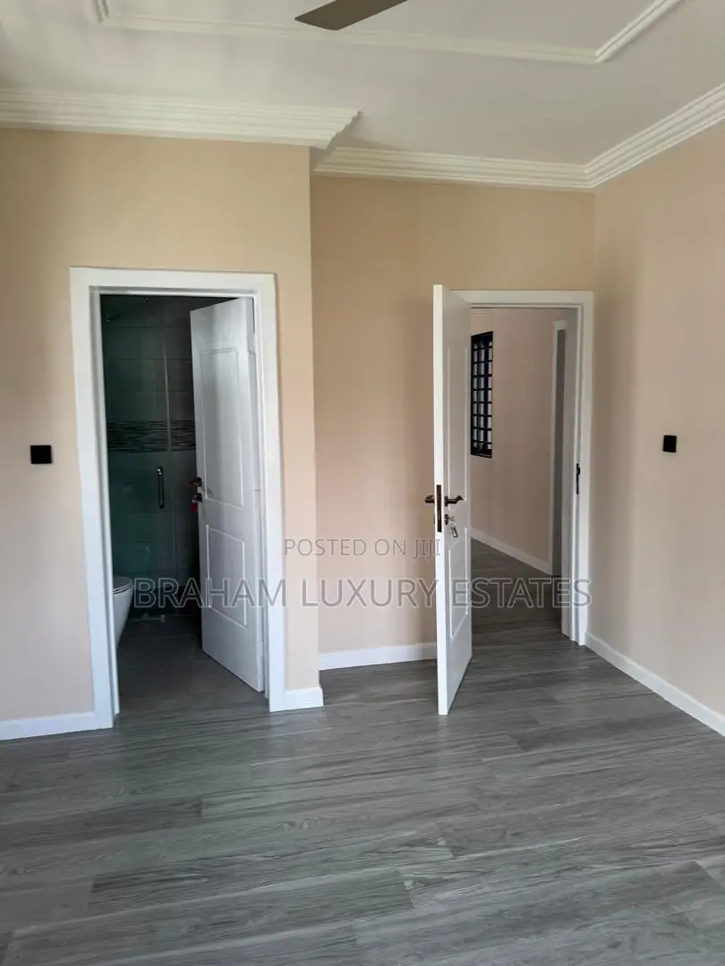 3bdrm Duplex in Braham Luxury, Tseaddo for rent