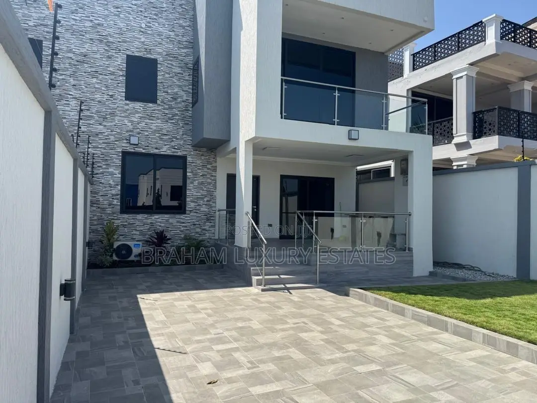 3bdrm Duplex in Braham Luxury, Tseaddo for rent