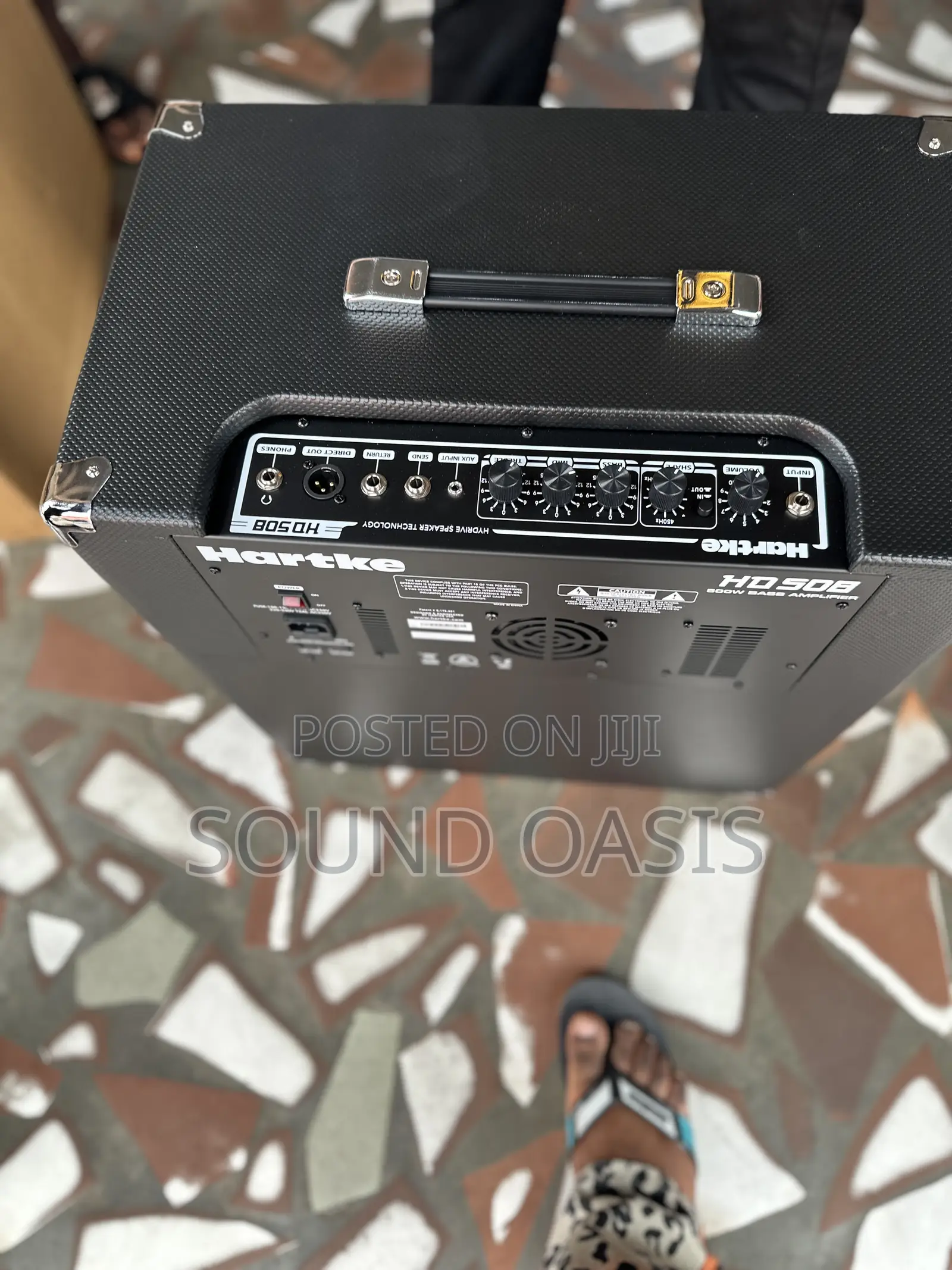 Hartke Hd508 500-Watt 4x8 Inch Bass Combo Amplifier
