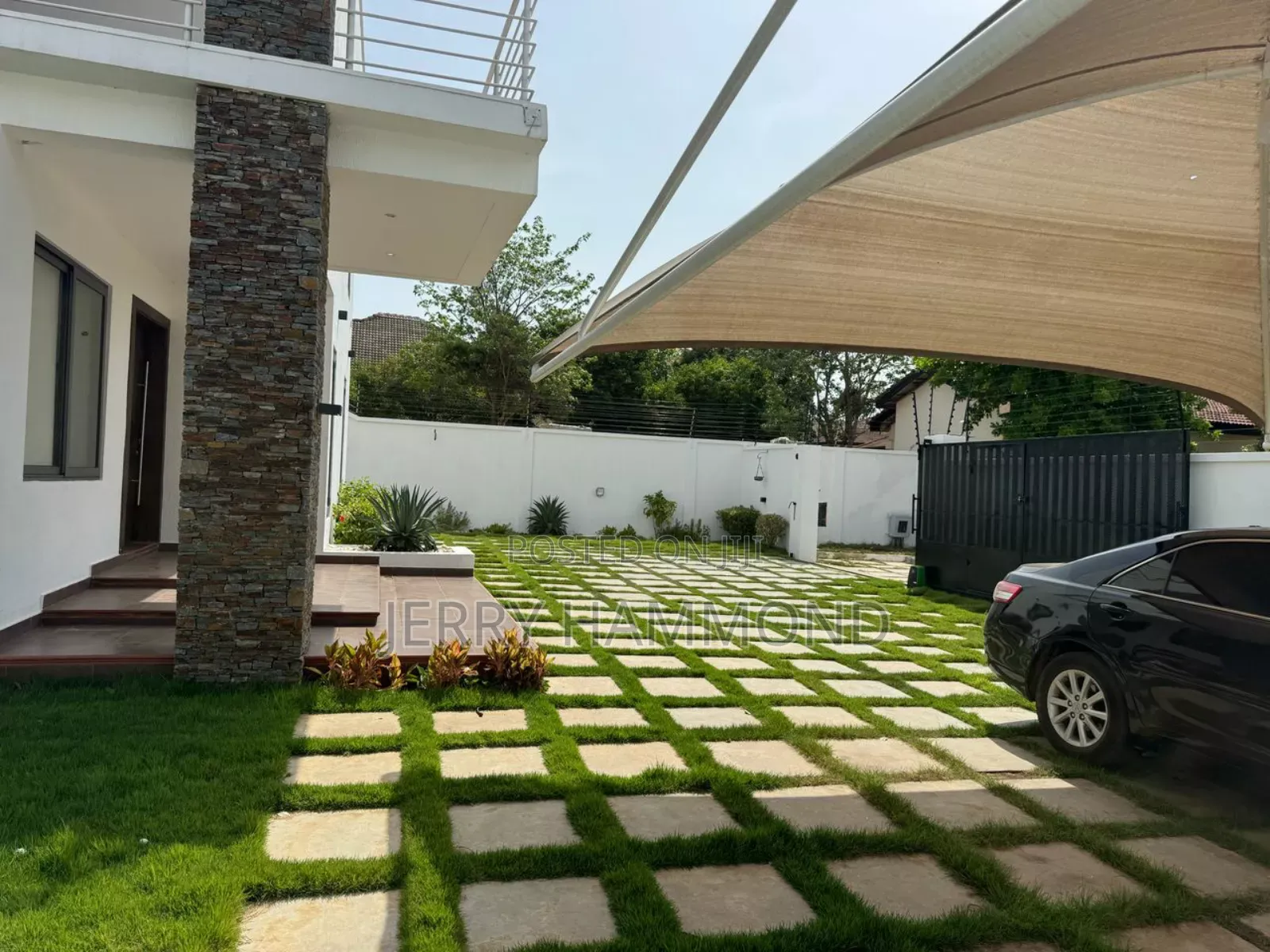 Furnished 3bdrm House in East Airport Chain, Tseaddo for rent