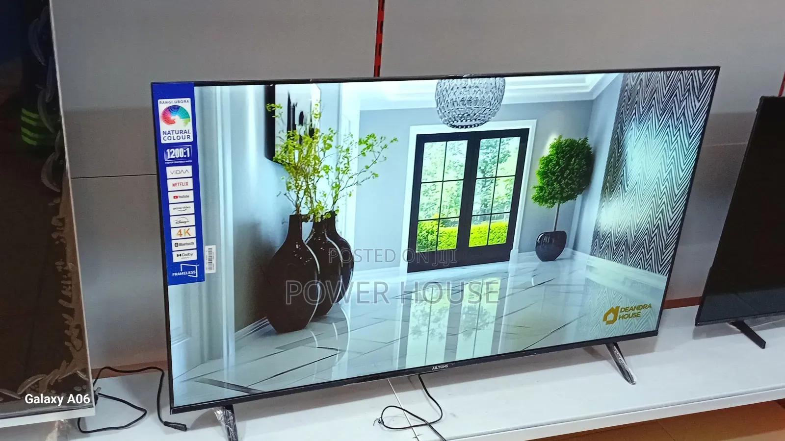 Ailyons 55 Inches Smart Tv Supporting Netflix & Youtube