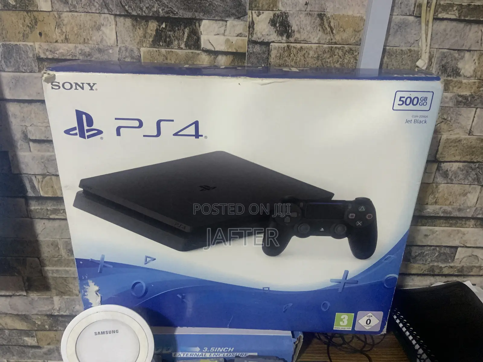 Ps4 Slim in Box With Latest Games Installed