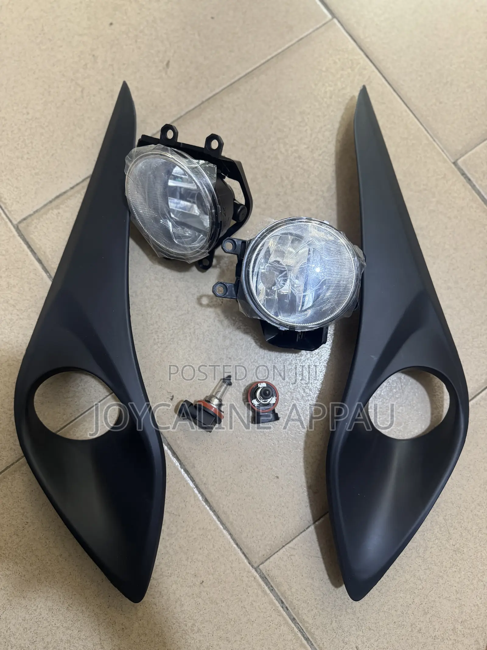 Toyota Yaris 2018 to 2019 Fog Light and Cover With Bulb