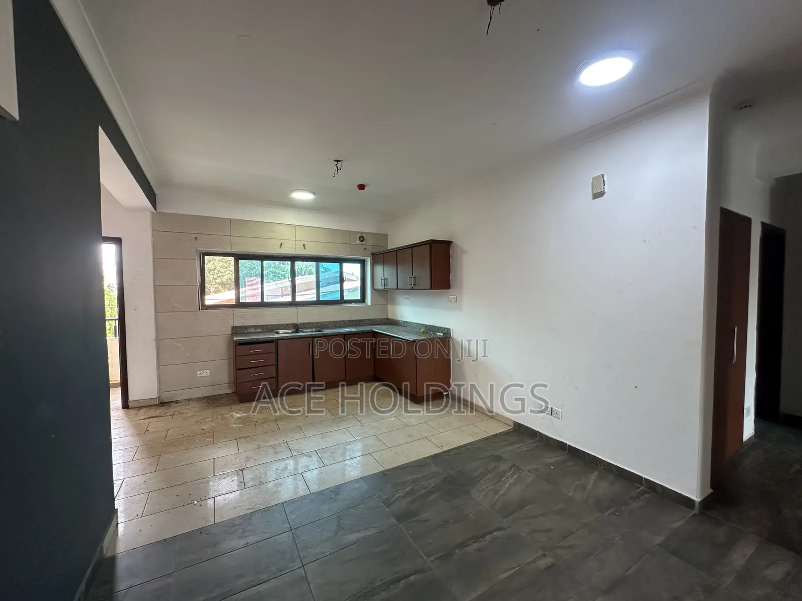 2bdrm Apartment in Nmai Dzorn for rent