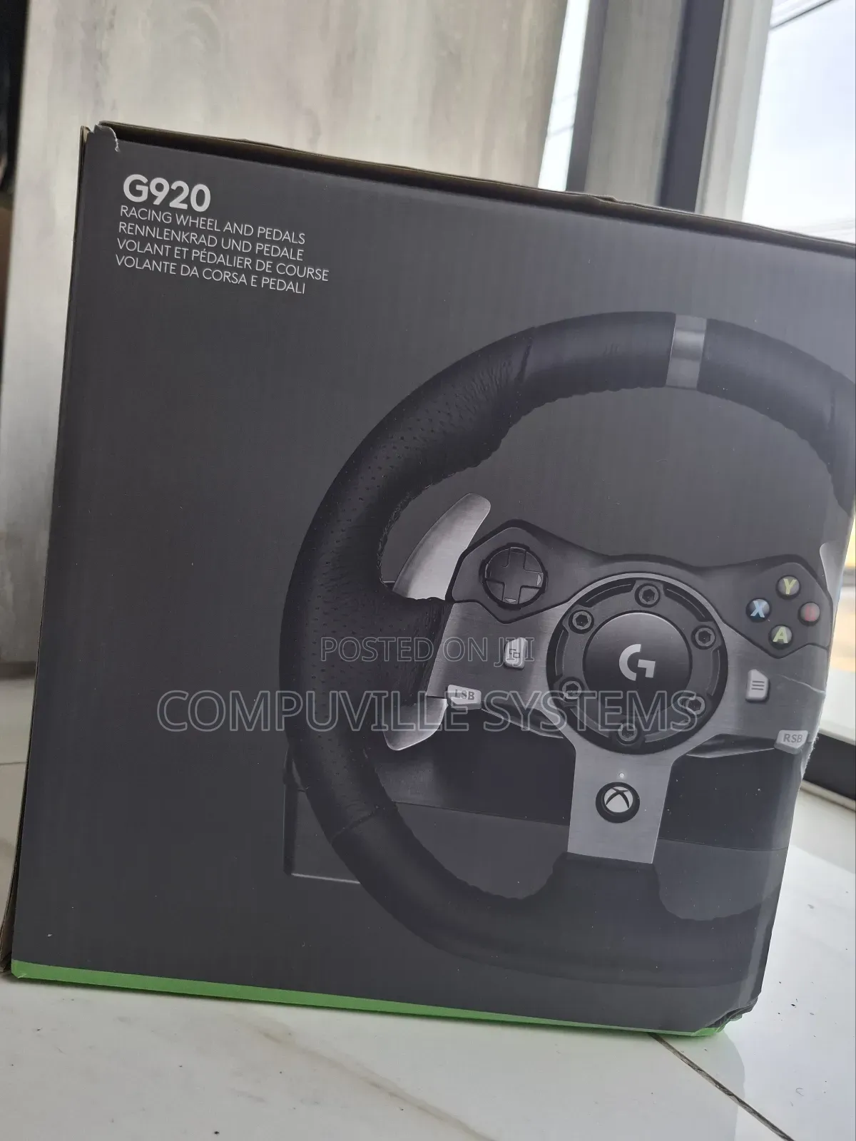 Logitech G920 Racing Wheel and Pedal