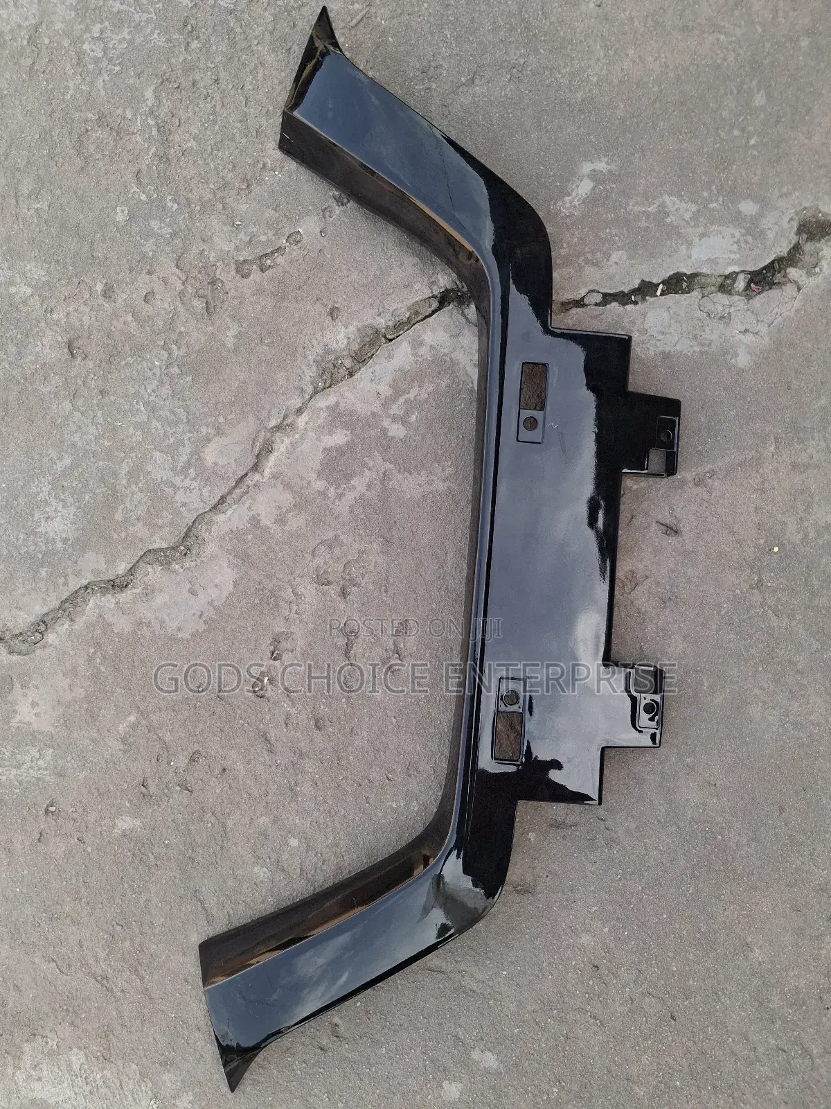 Front Grill Moulding Rouge (X-Trail) 2017-2018