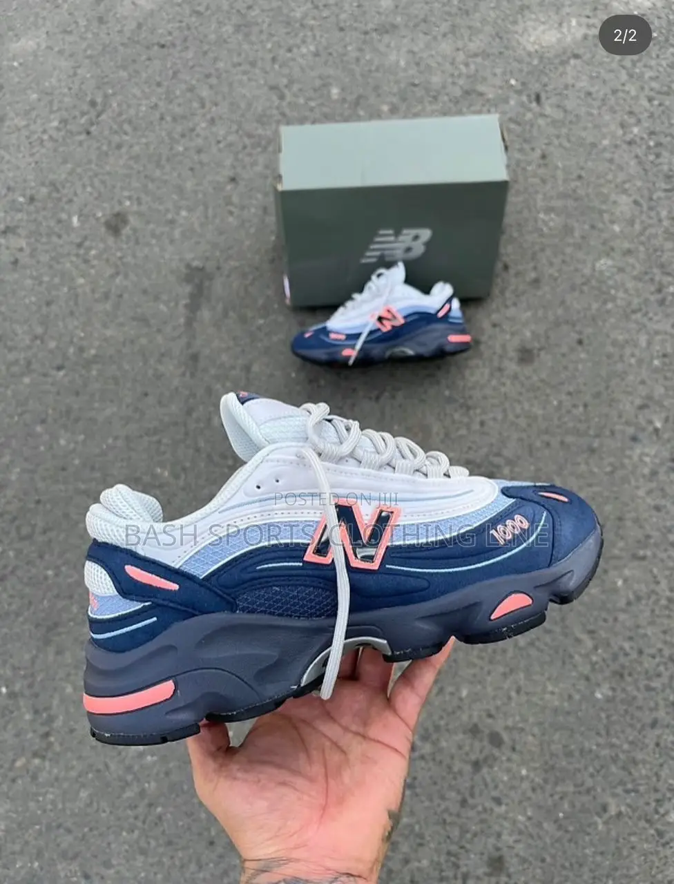 New Balance 1000