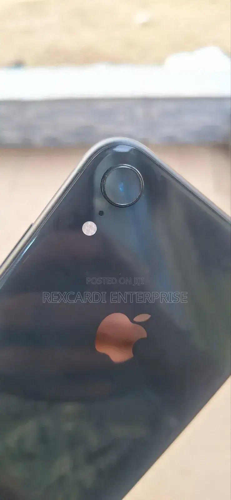 New Apple iPhone XR 64 GB Black