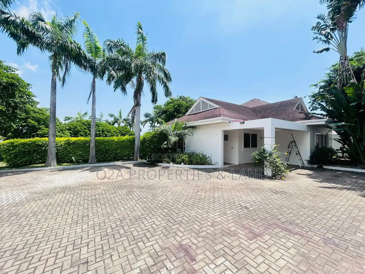 4bdrm House in Airport Hills, New Legon for sale