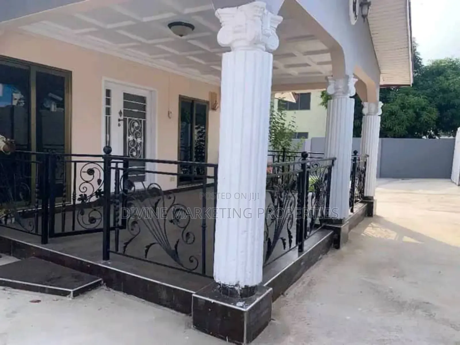 4bdrm House in Dansoman for sale