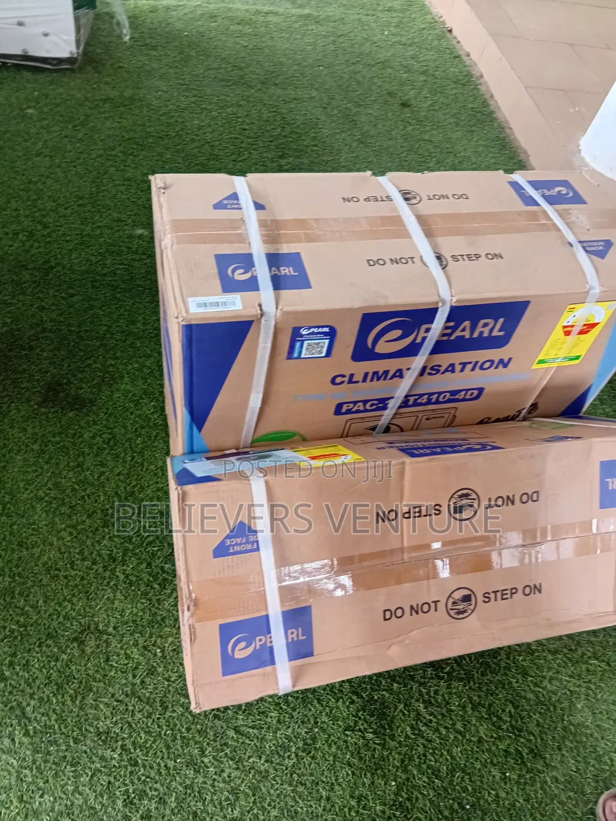 Black Beauty Pearl Split System 1.5hp Air-Condition