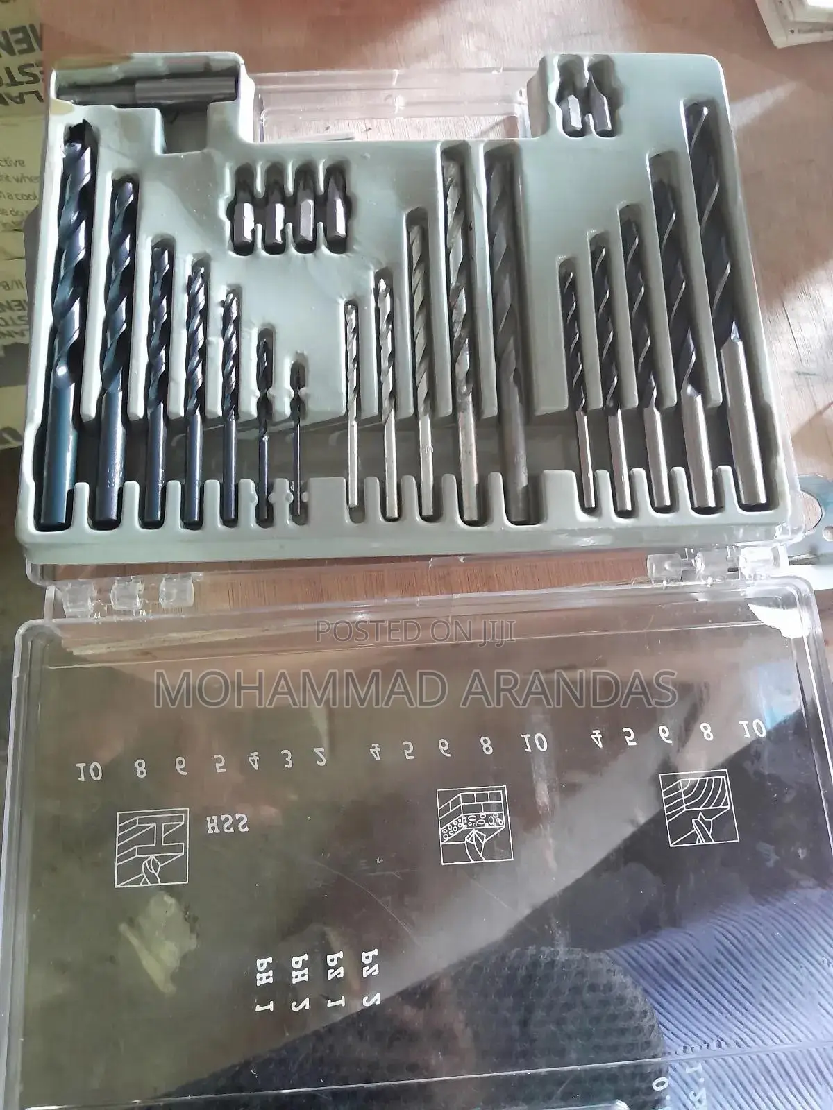 Drill Bits Wall Plugs Set