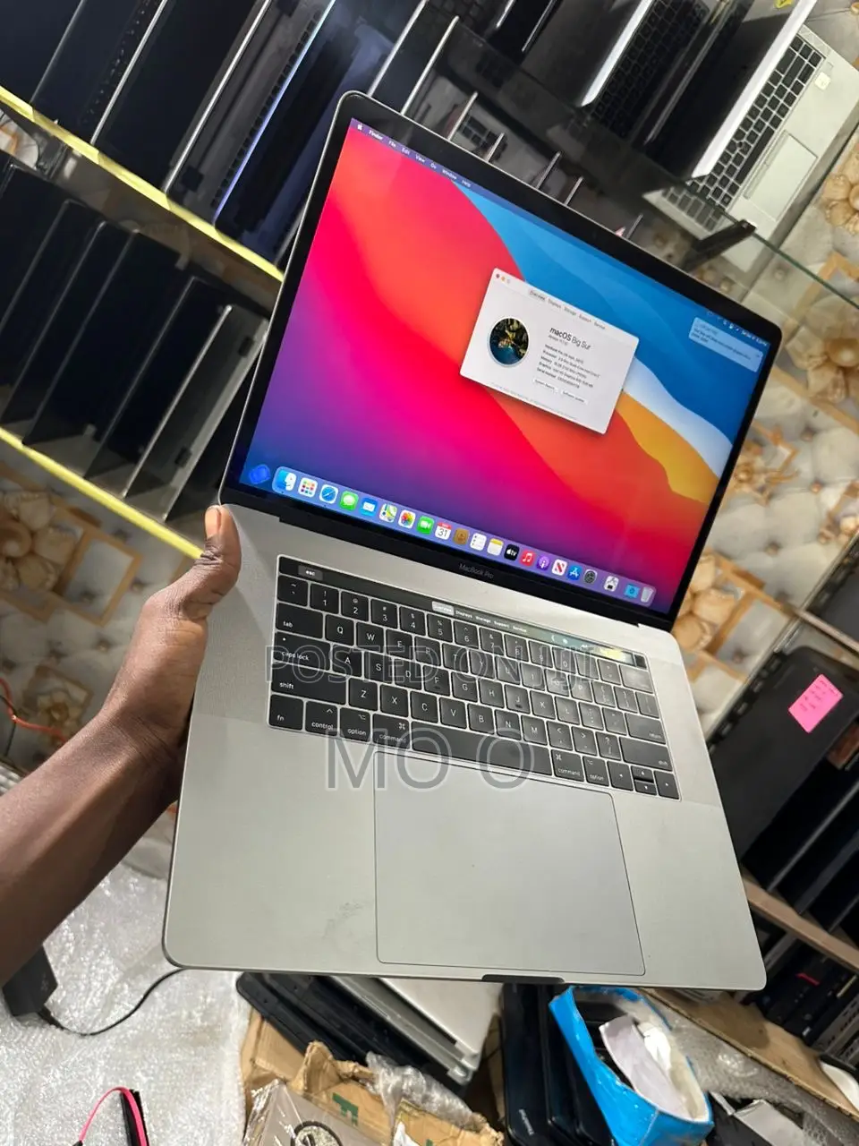 Laptop Apple MacBook Pro 2017 16GB Intel Core i7 SSD 512GB