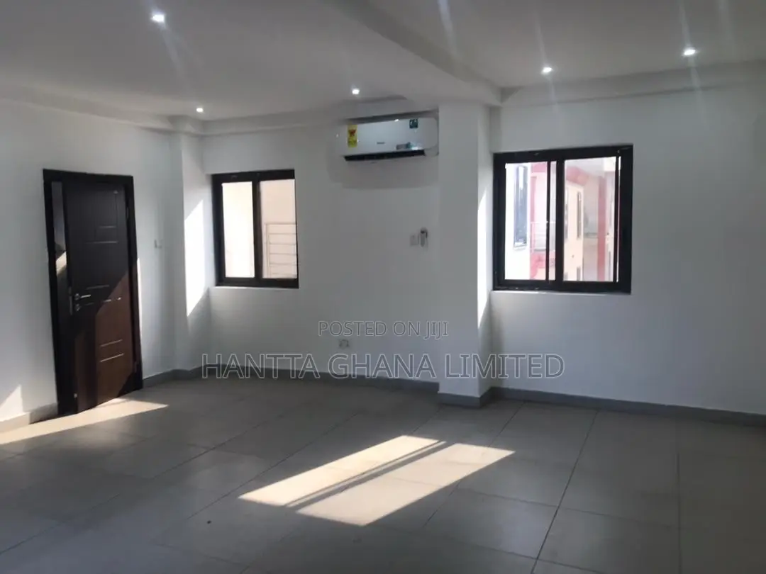 2bdrm Apartment in East Legon, A&C Mall Area for rent