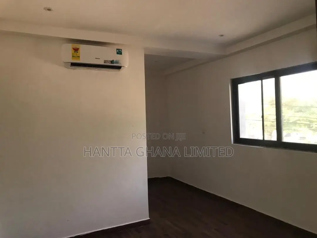 2bdrm Apartment in East Legon, A&C Mall Area for rent