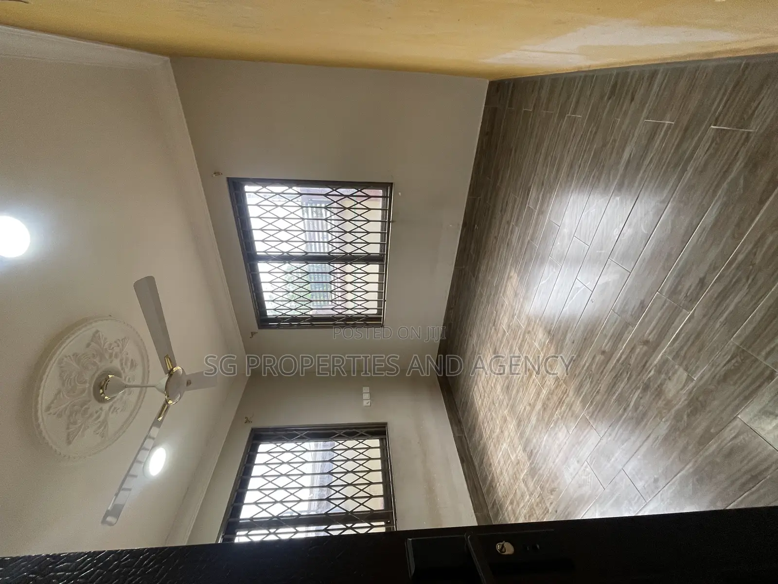 2bdrm Apartment in Lashibi, Sakumono for rent