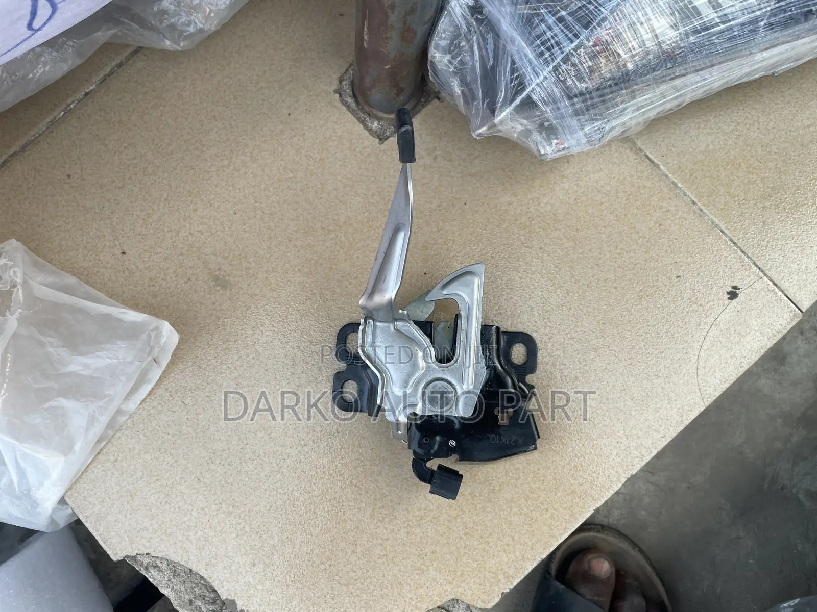 Toyota Rav4 2019-2024 Boot Lock Available