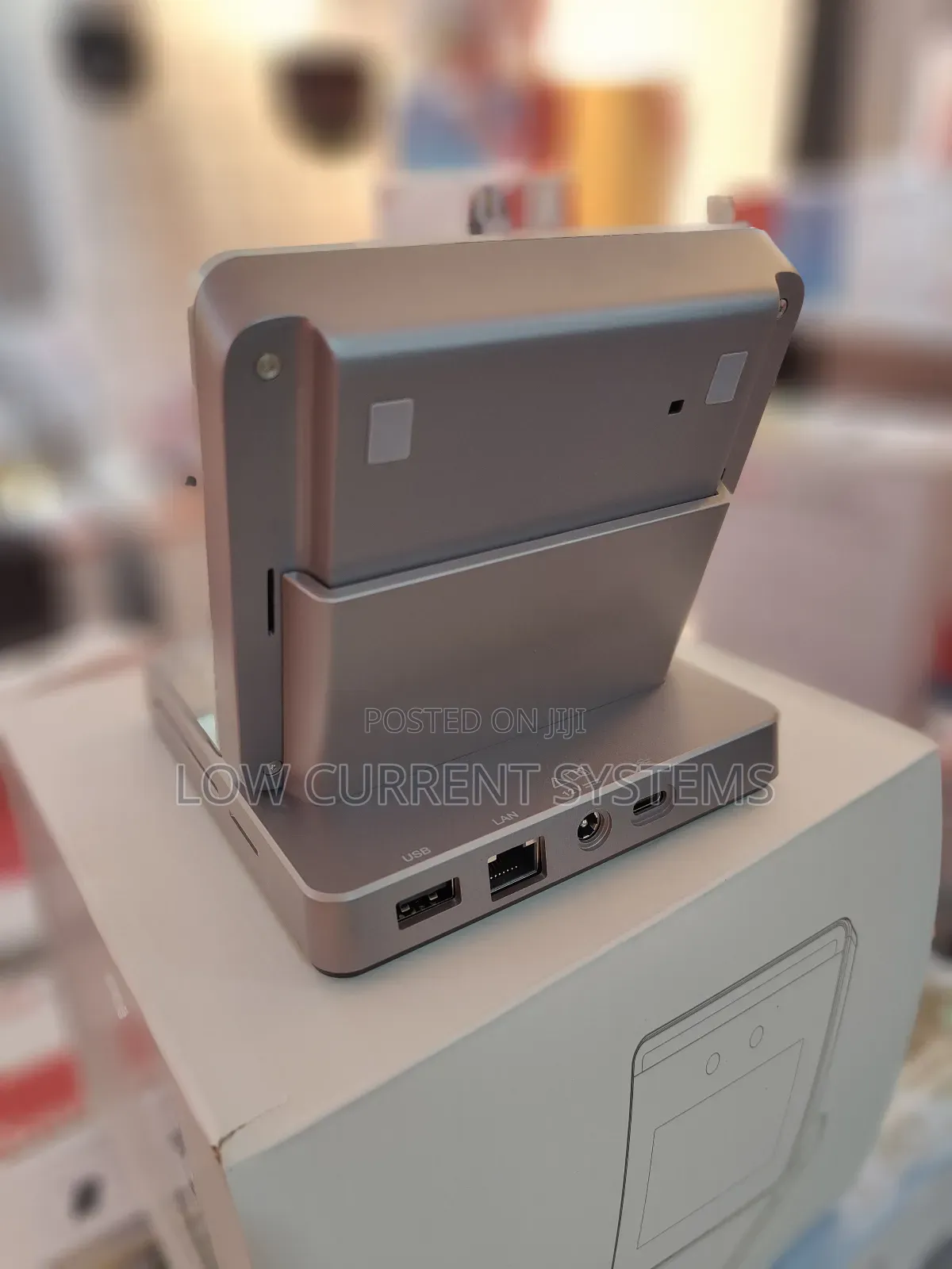 Hikvision Enrollment Station Ds-K1f600u-D6e-F Face and Finger Recognit