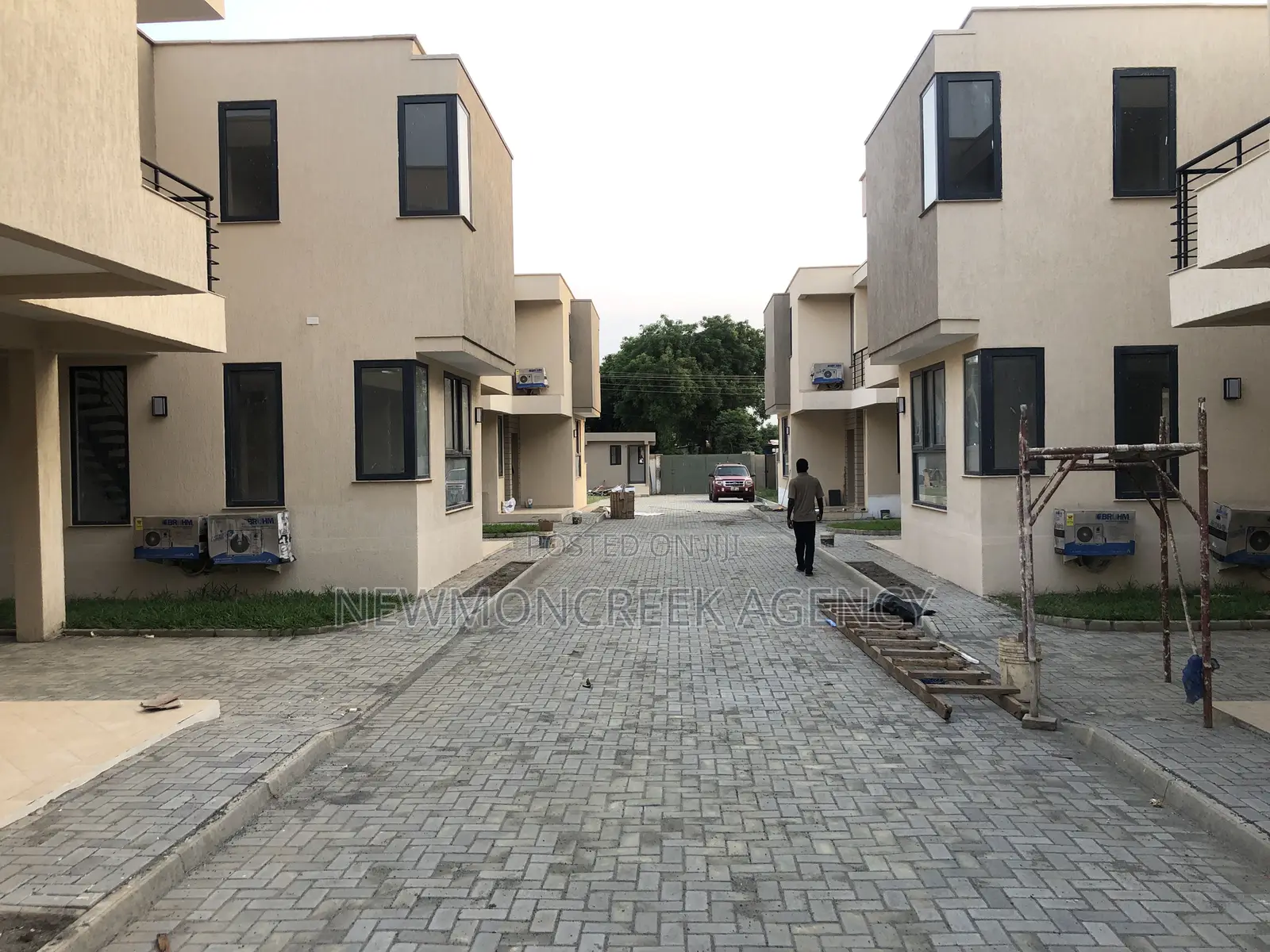 3bdrm Duplex in Adenta Estates, SDA Area for sale