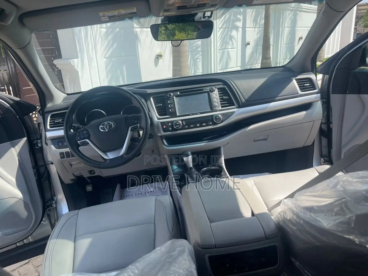 Toyota Highlander SE 4x2 V6 (3.5L 6cyl 8A) 2018 Silver