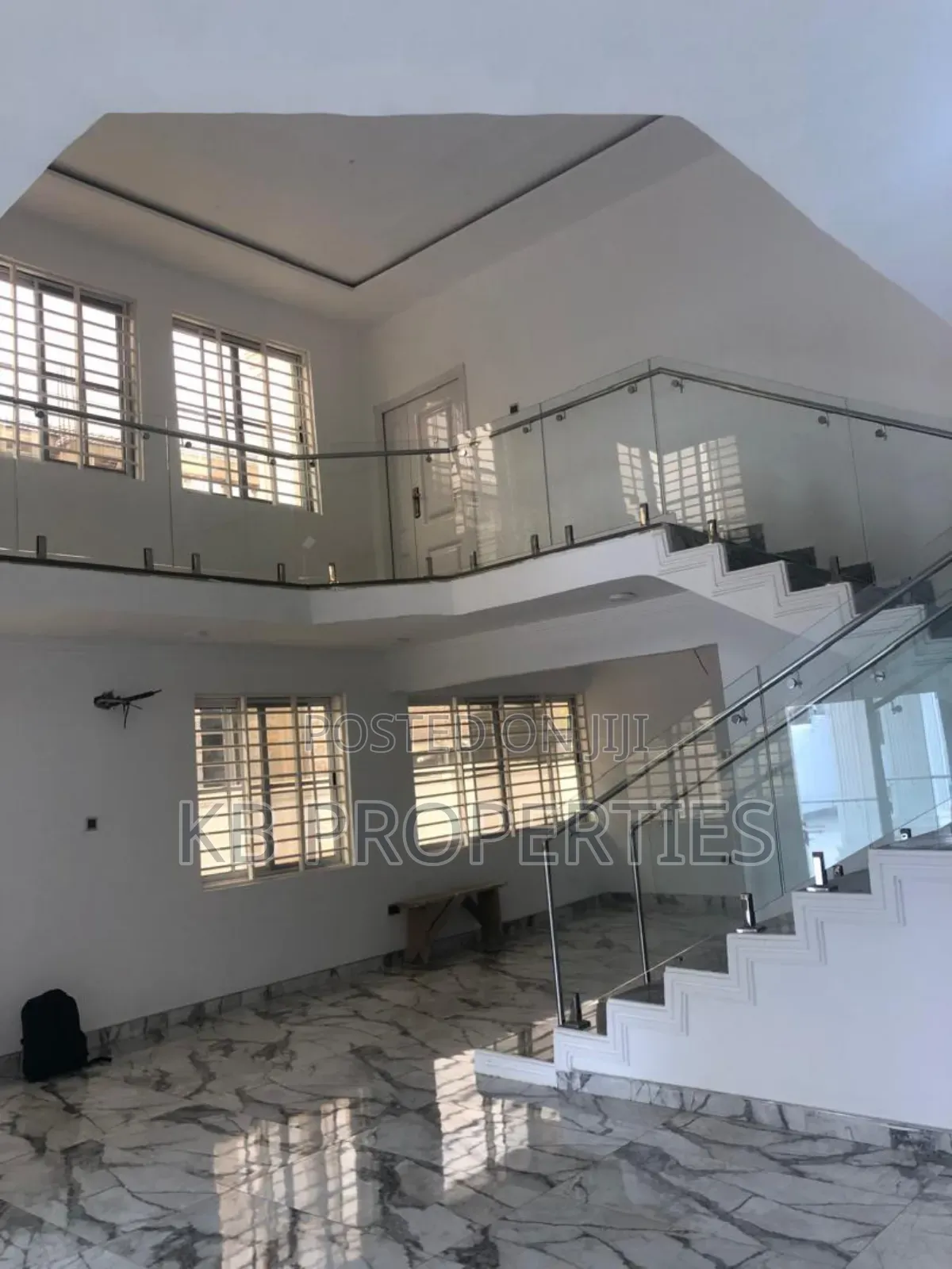 5bdrm Duplex in Kb Properties, Community 25 for rent