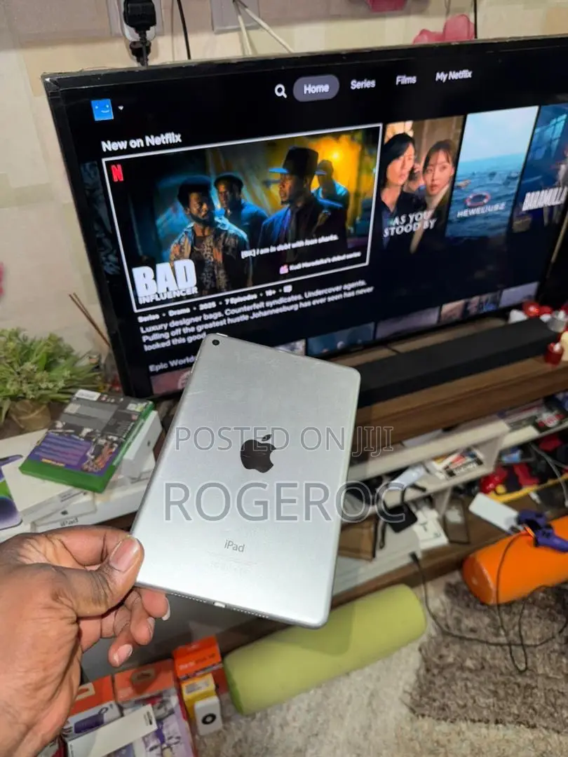 Apple iPad mini 4 64 GB Silver