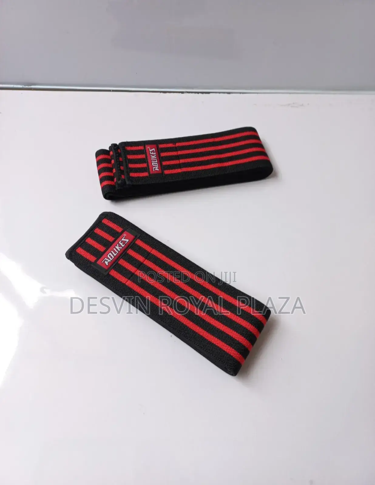 Knee Wrap for Quatting, Power Lifting, Gym ( Pair )