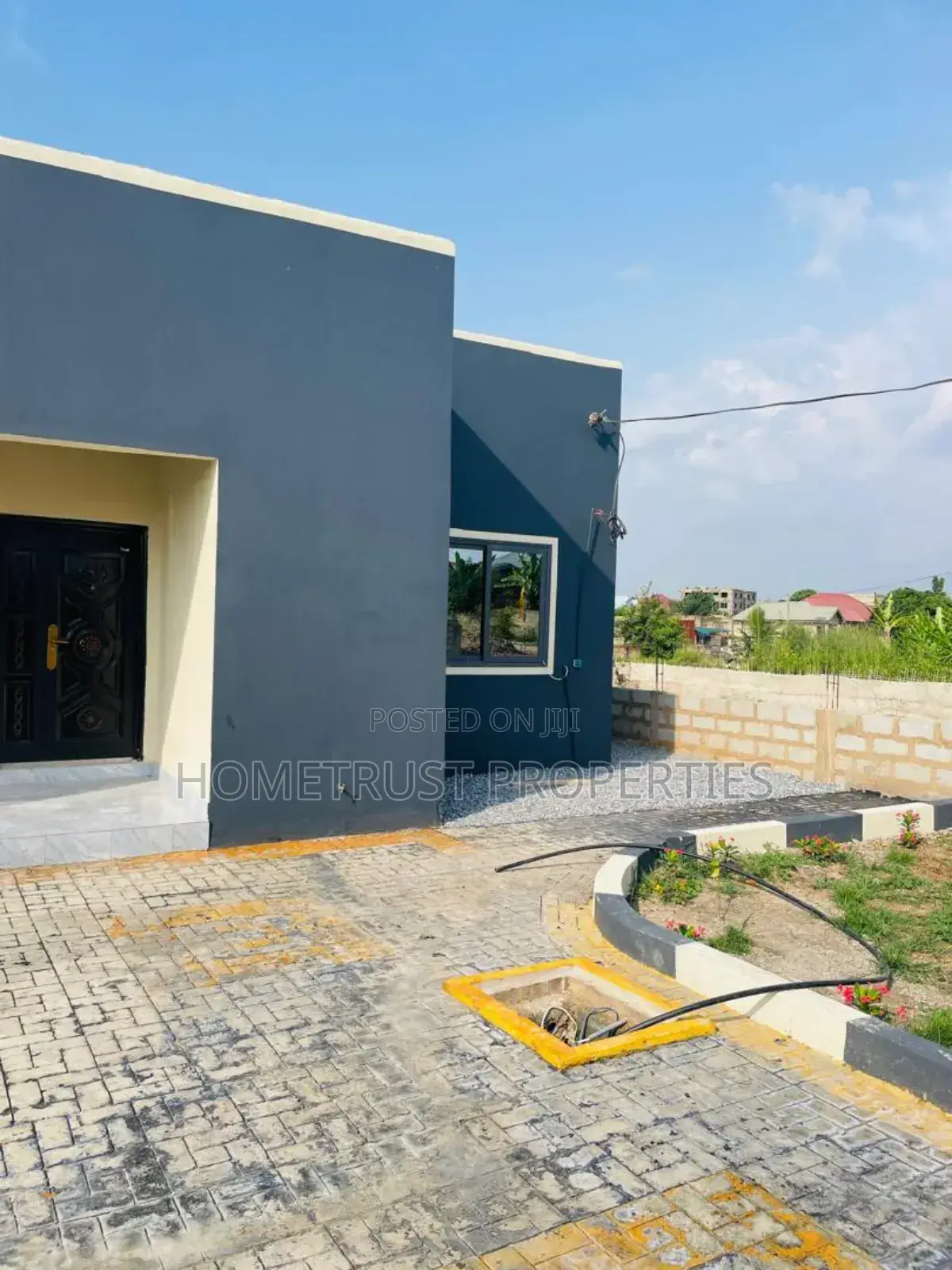 3bdrm Duplex in Hometrust Properties, Ablekuma for sale