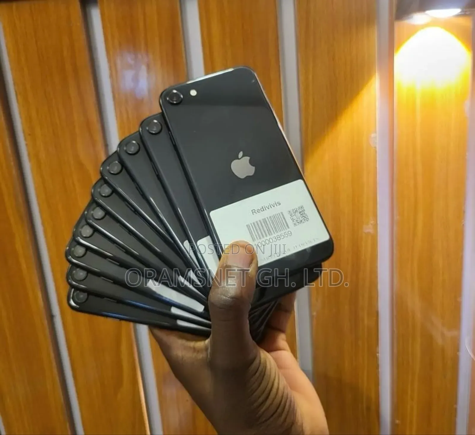 Apple iPhone SE 64 GB Black