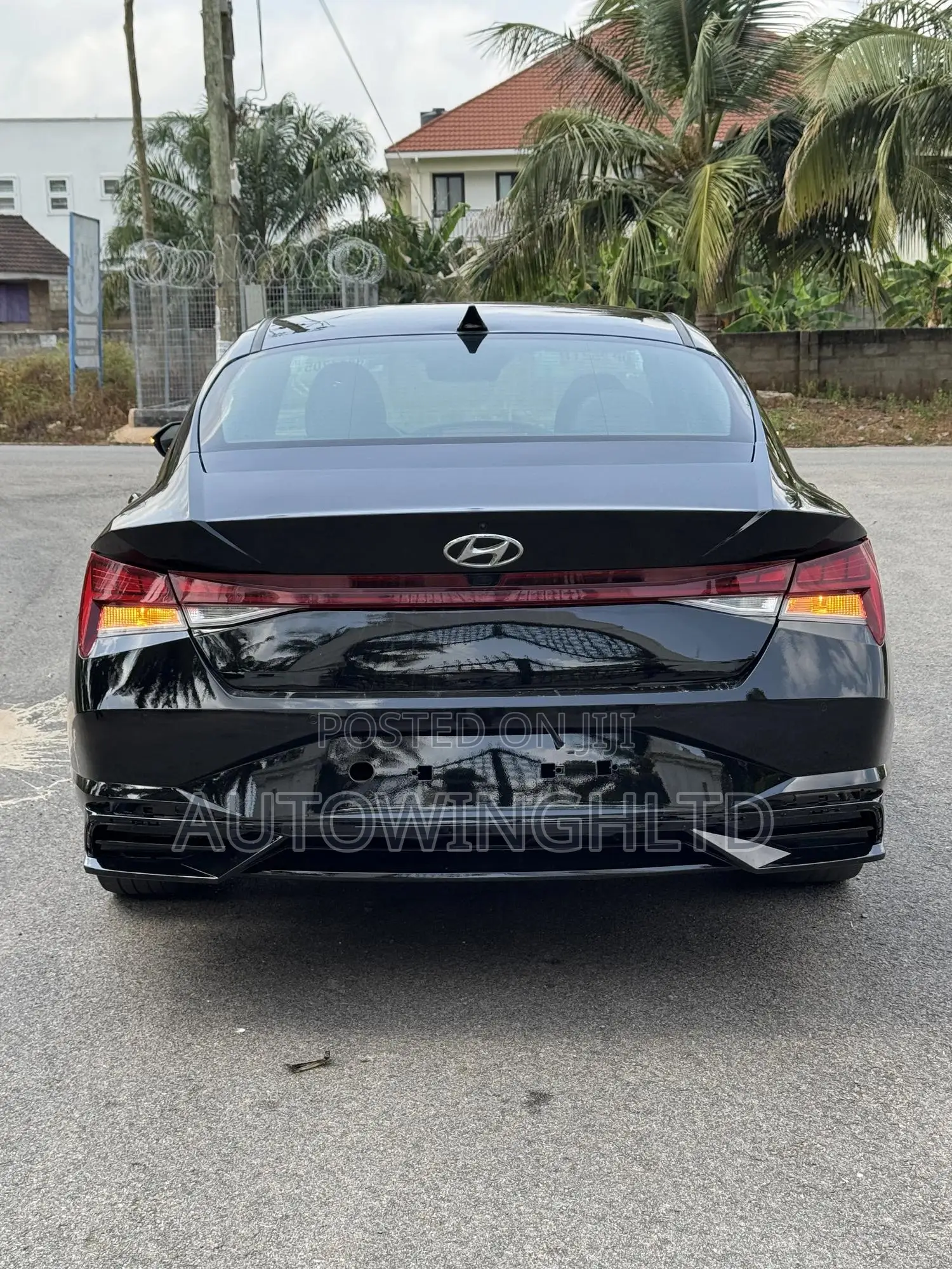 Hyundai Elantra Limited 2023 Black