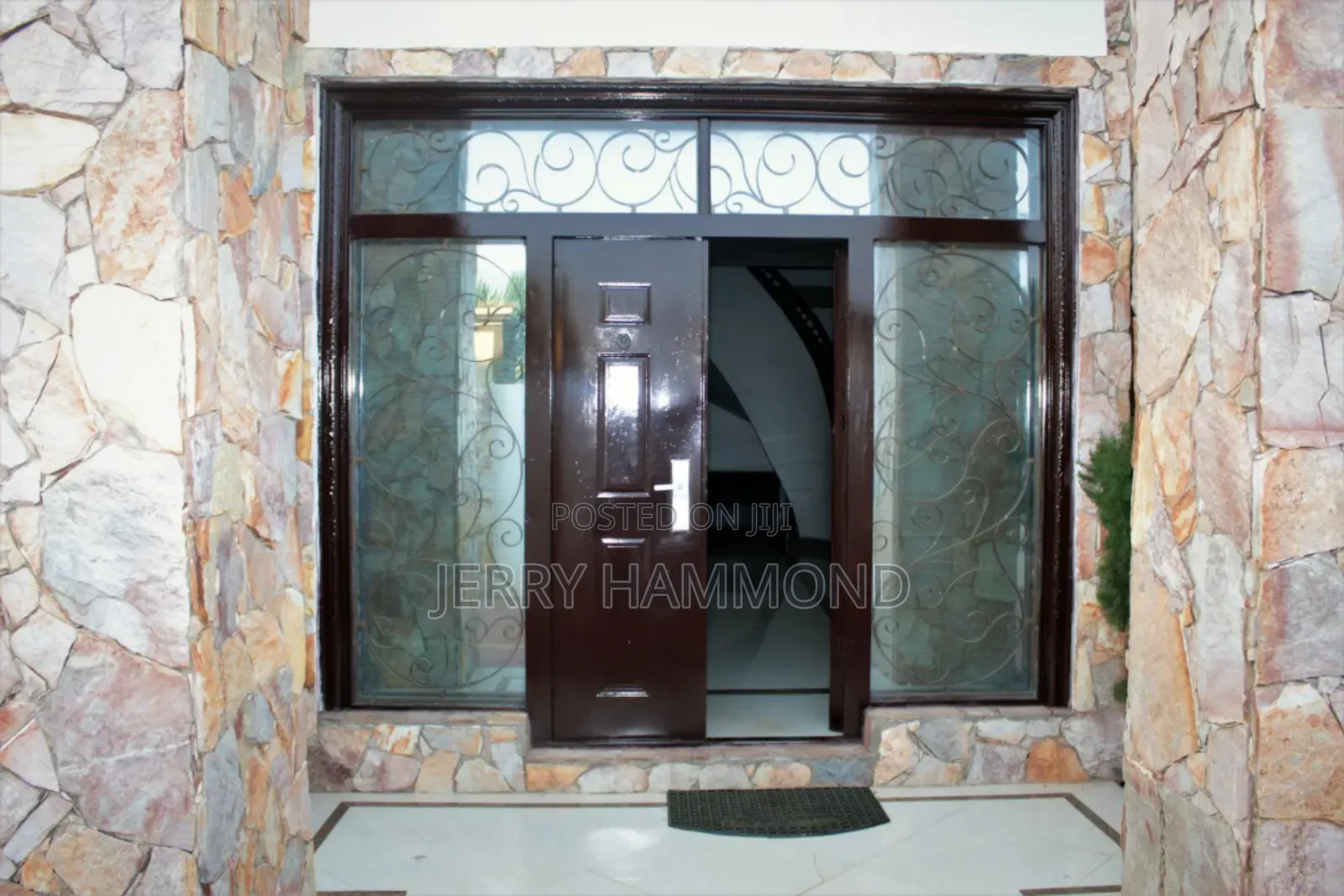 4bdrm House in East Airport, Tseaddo for sale