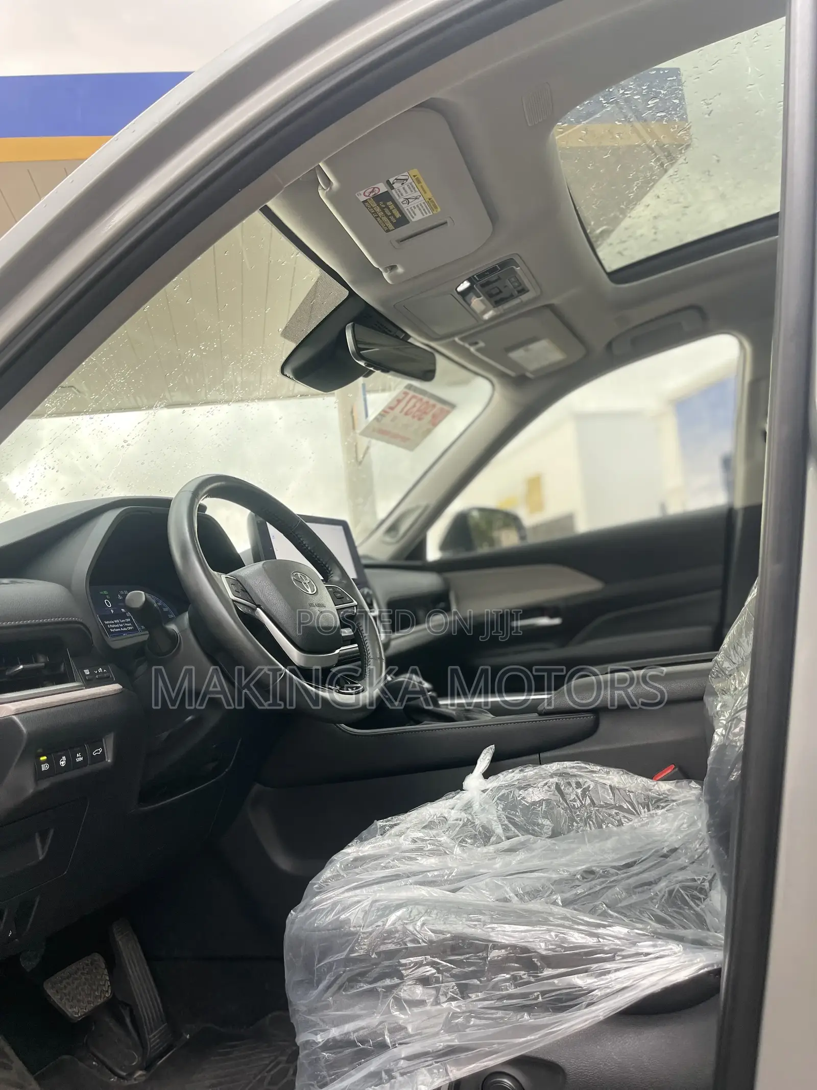 Toyota Highlander Limited FWD 2024 Silver