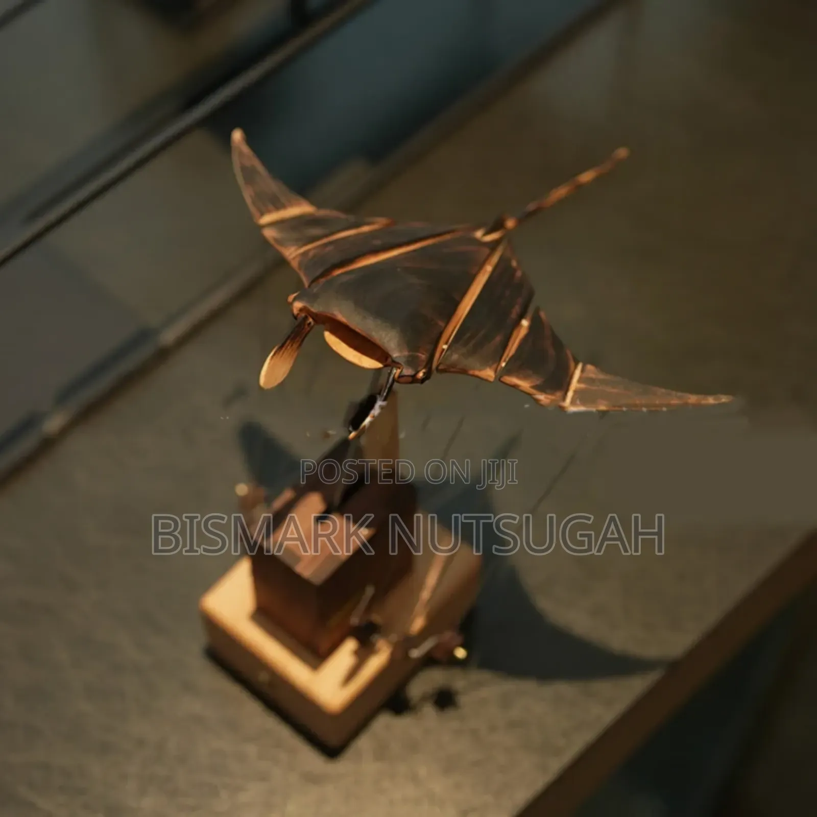 Wave Gentle Wooden Manta Ray