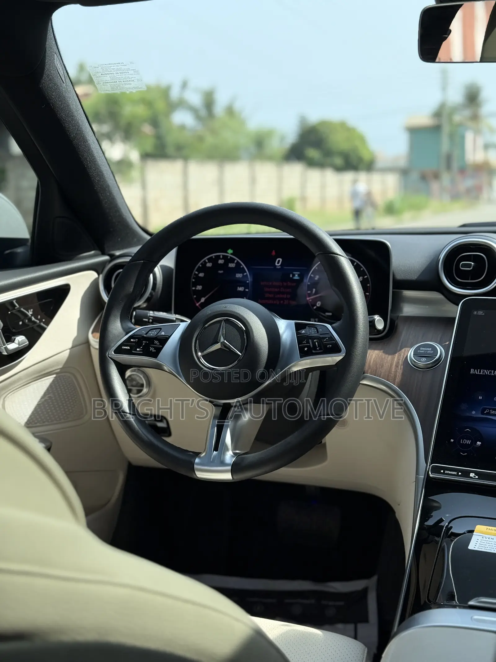 Mercedes-Benz C300 2025 White