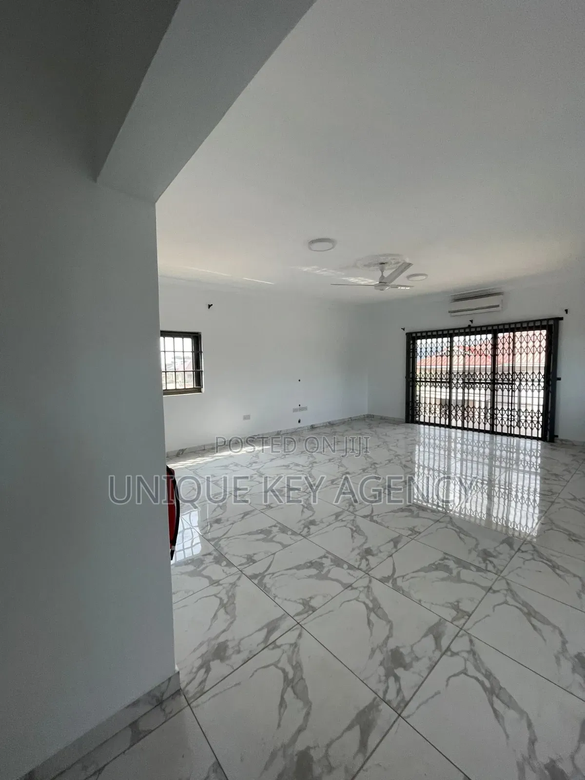 1bdrm Apartment in Unique Key Agency, Airport Residential Area for rent