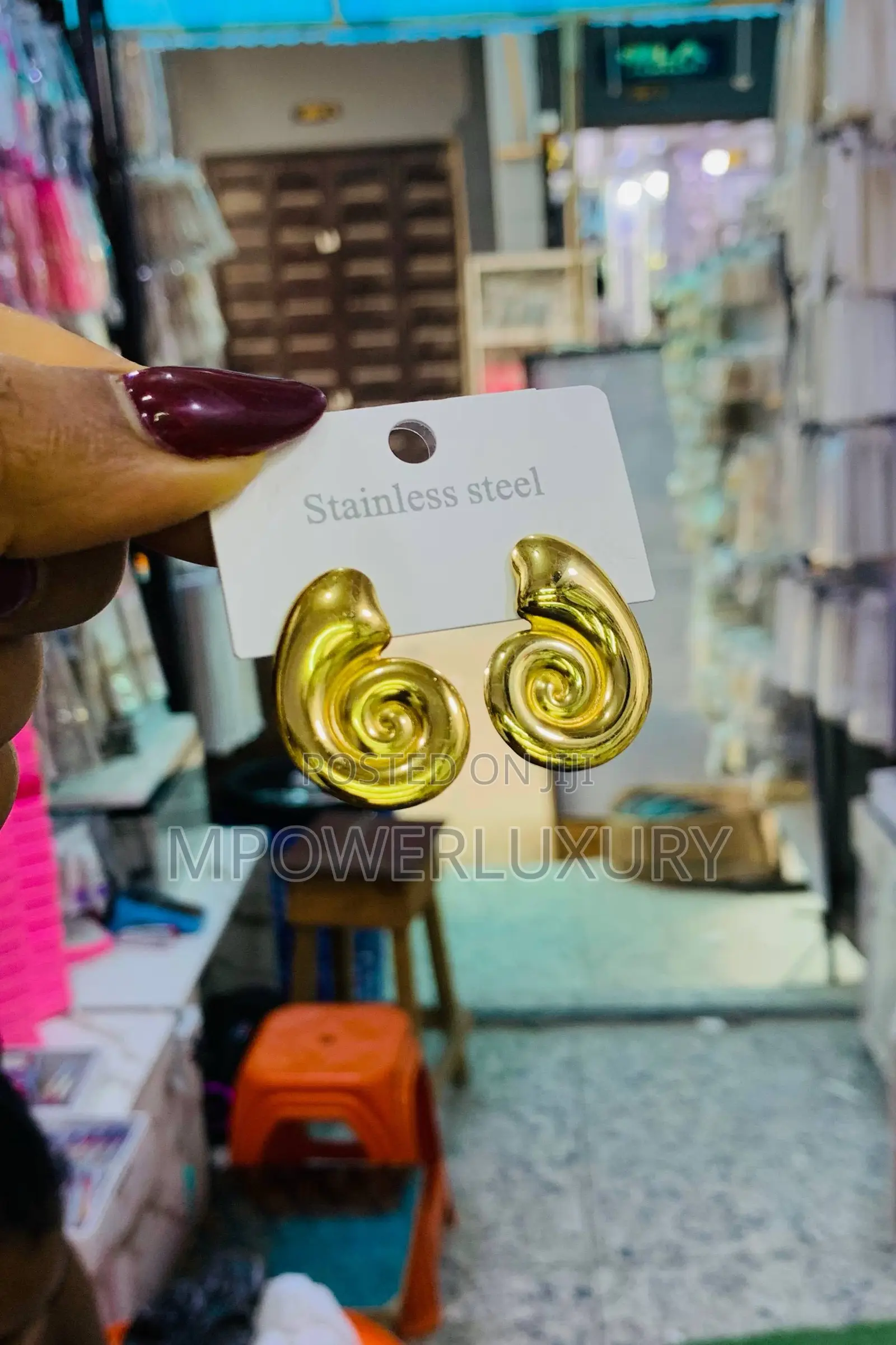 Cutie Earrings