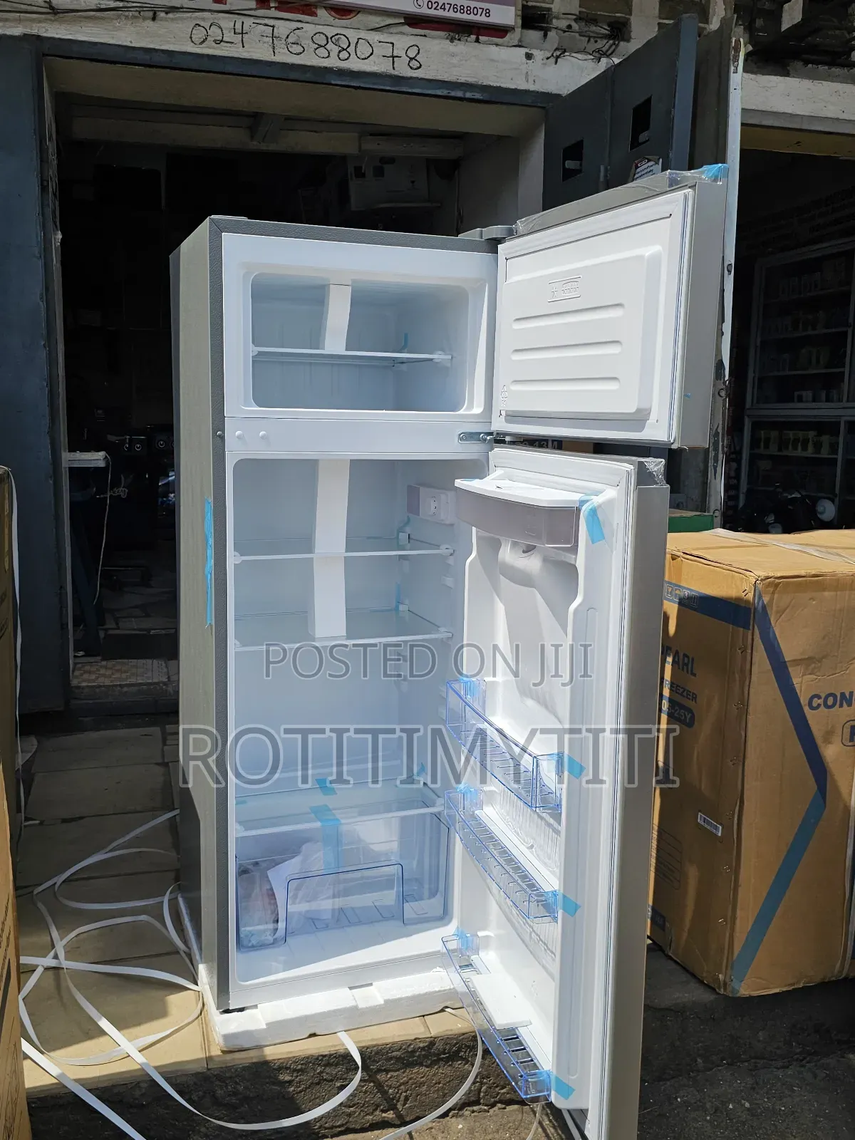 Pearl Refrigerator Top Freezer 204liters Come With Water Dispenser