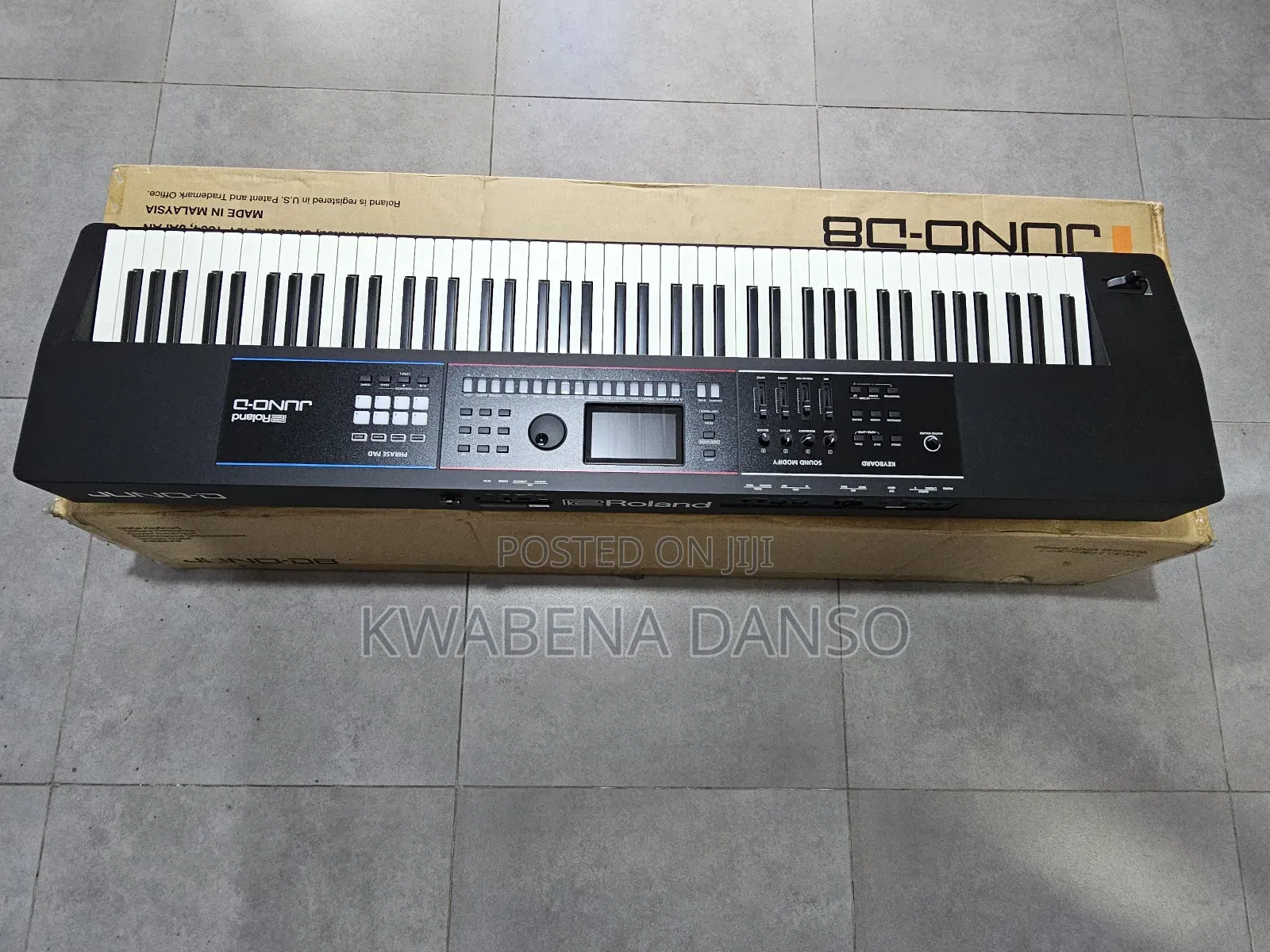 Roland Juno-D8 88-Key Synthesizer Keyboard