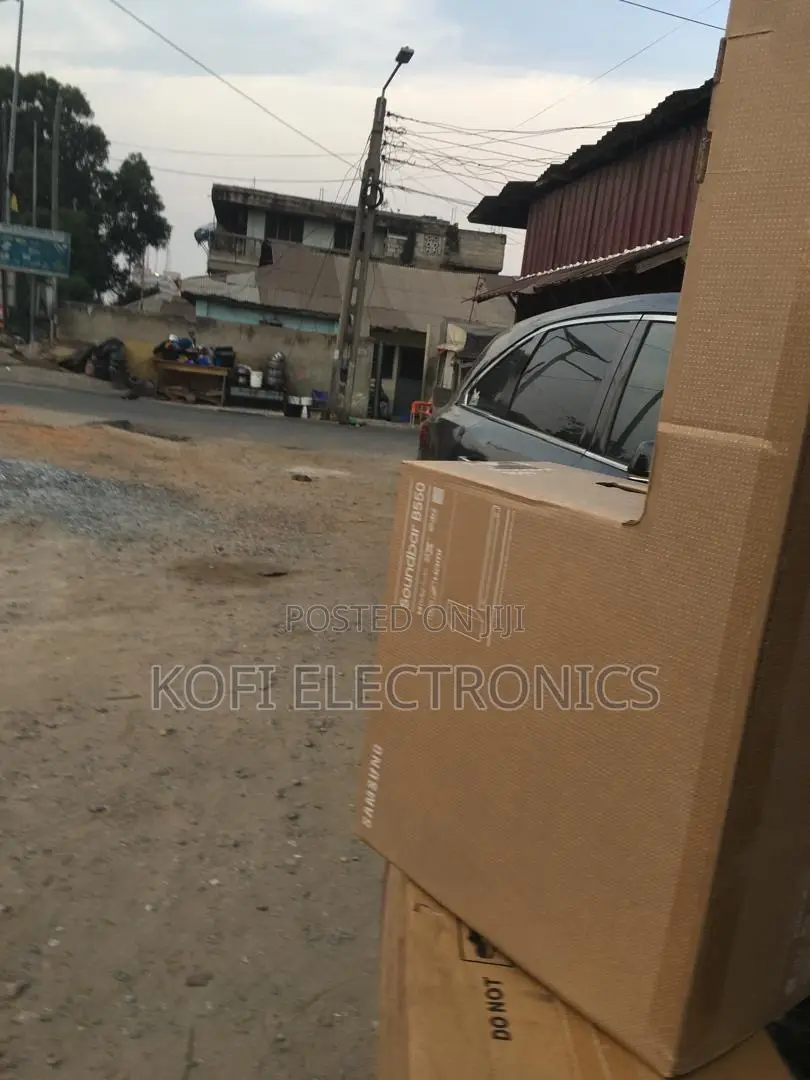 Samsung B550 Advanced Soundbar Perfect for Movies Music